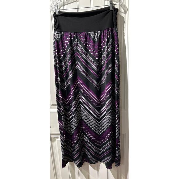 Plus Size Geometric Multicolor A-line Pull On Maxi Skirt, Size XL(16), Pre-Owned - Picture 1 of 4